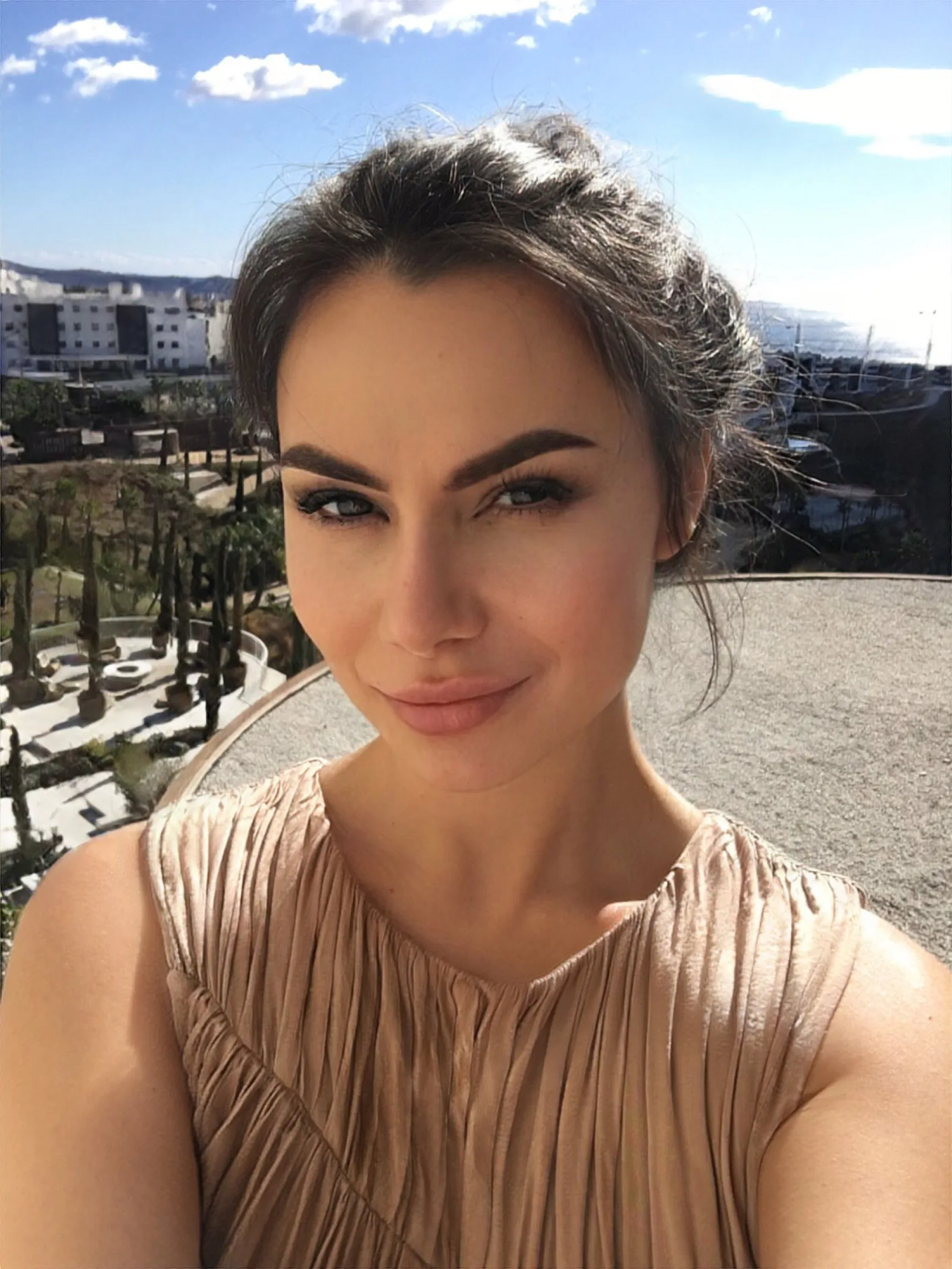 Tania - 8